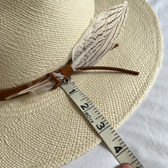 Goorin Bros Panama Hat w/ Owl Feather and leather trim - Picture 6 of 7